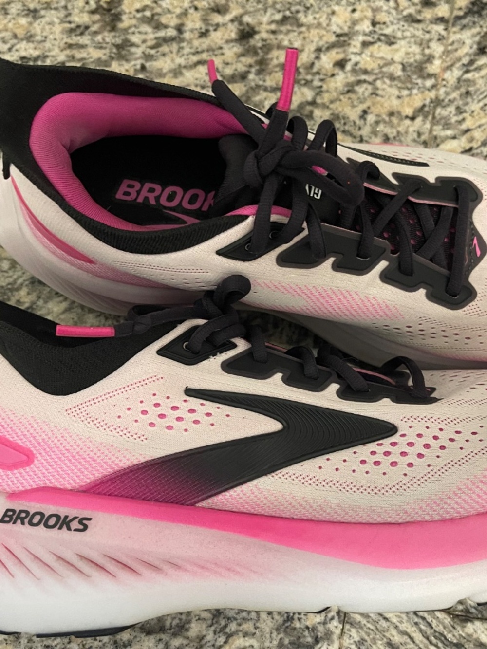Brooks Pink Glycerin 23 Sneakers Sz 42 - Picture 4 of 5